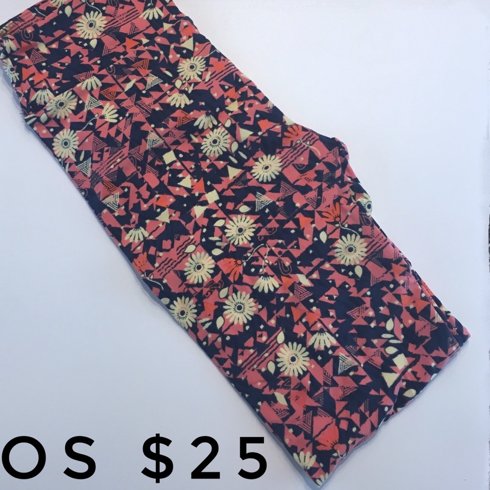 NWT OS leggings